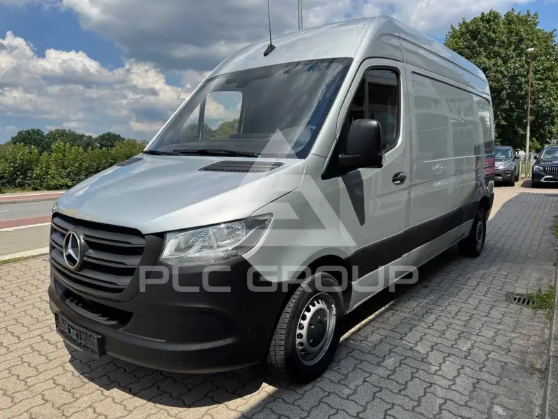2022 Mercedes Benz Sprinter