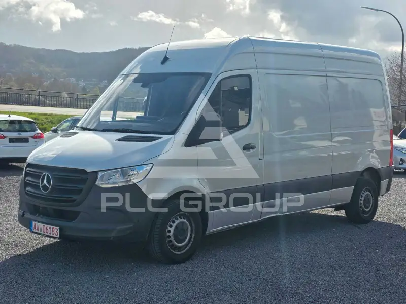 2022 Mercedes Benz Sprinter