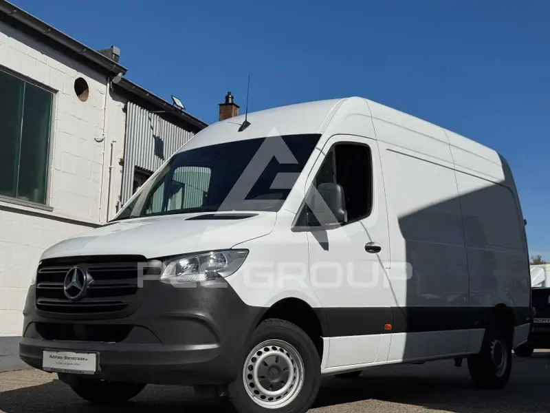 2022 Mercedes Benz Sprinter
