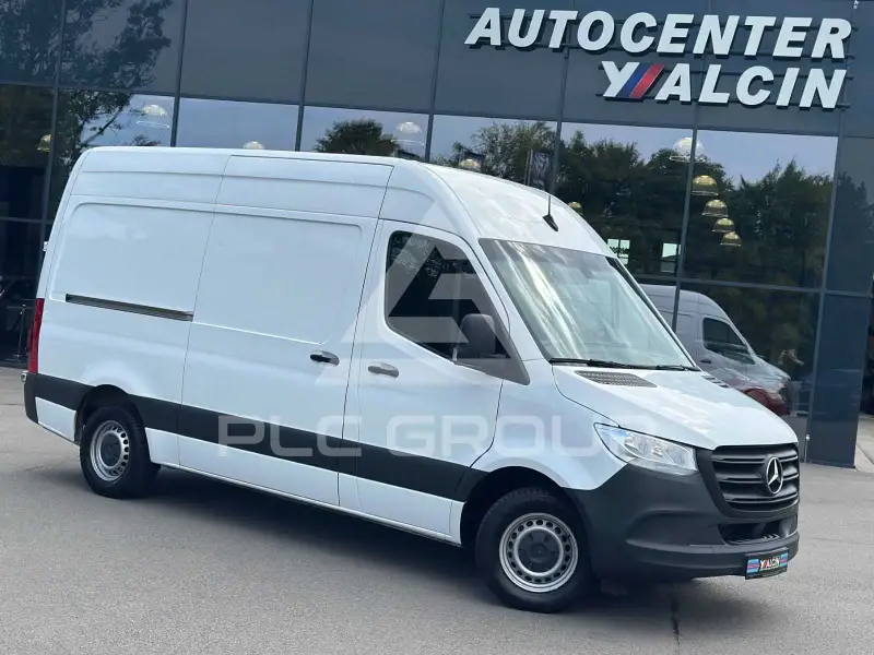 2022 Mercedes Benz Sprinter