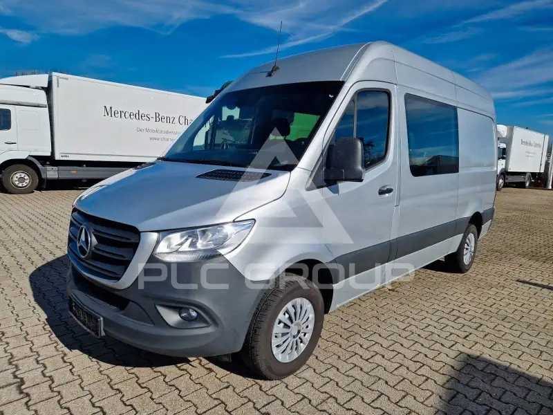 2022 Mercedes Benz Sprinter