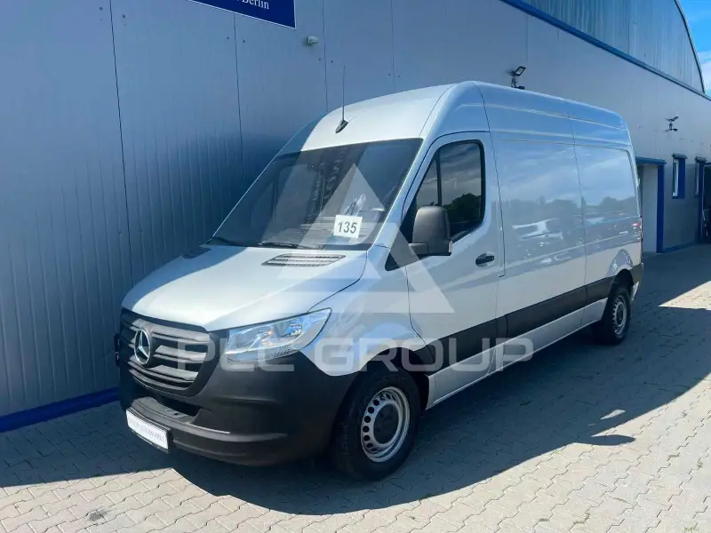2022 Mercedes Benz Sprinter
