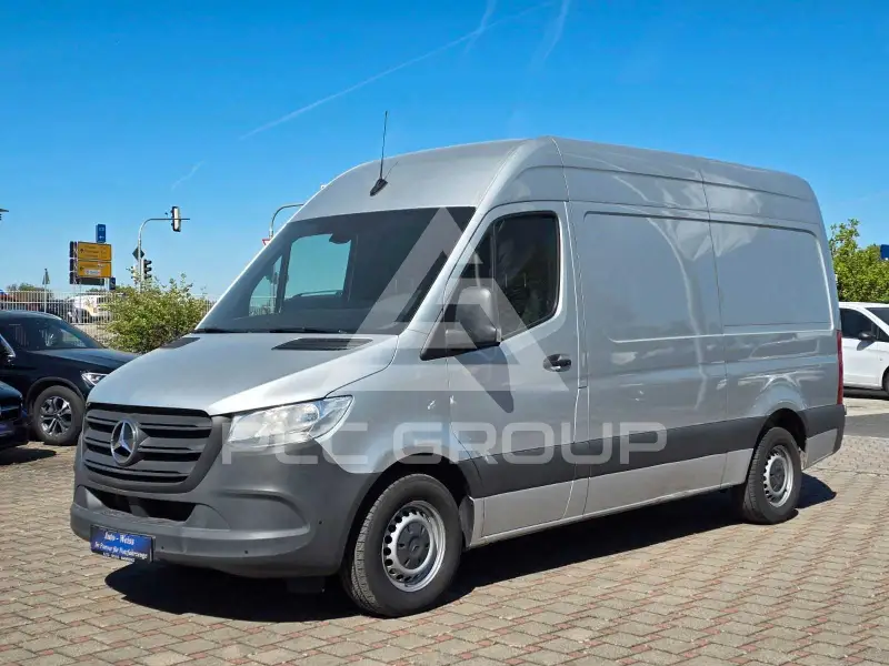2022 Mercedes Benz Sprinter