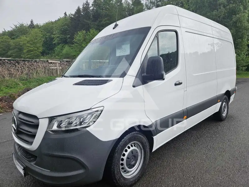 2022 Mercedes Benz Sprinter