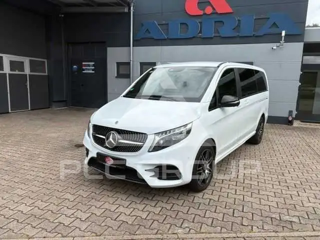 2022 Mercedes Benz E 300