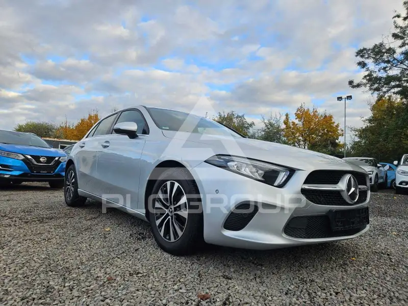 2022 Mercedes Benz A 180
