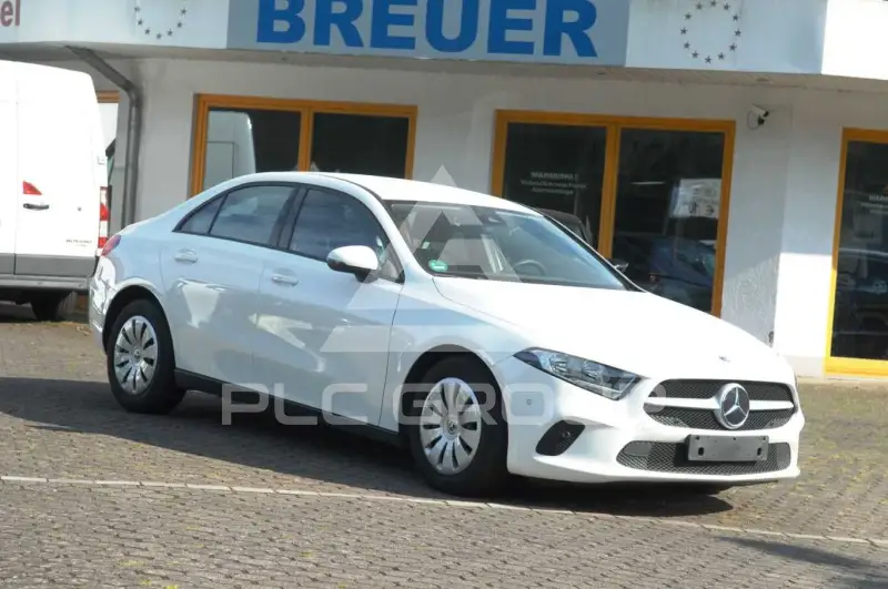 2022 Mercedes Benz A 180