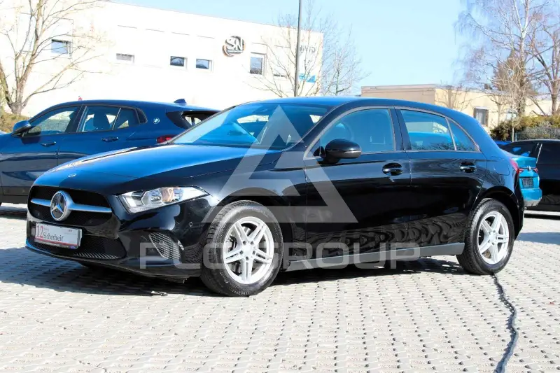 2022 Mercedes Benz A 180