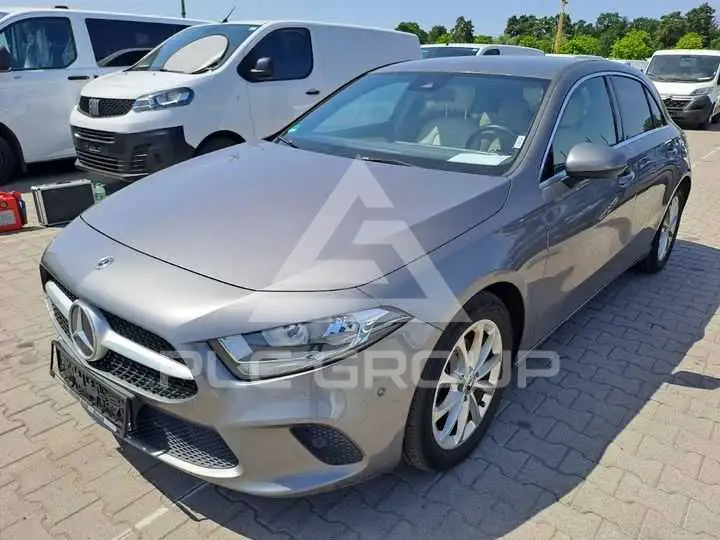 2022 Mercedes Benz A 180