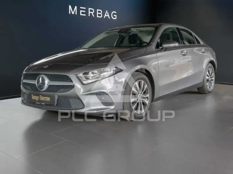 2022 Mercedes Benz A 180