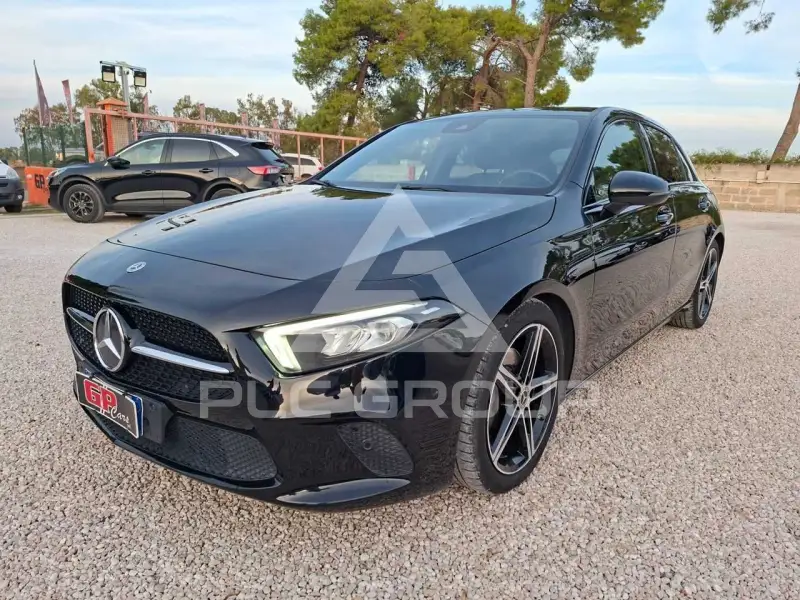 2022 Mercedes Benz A 180