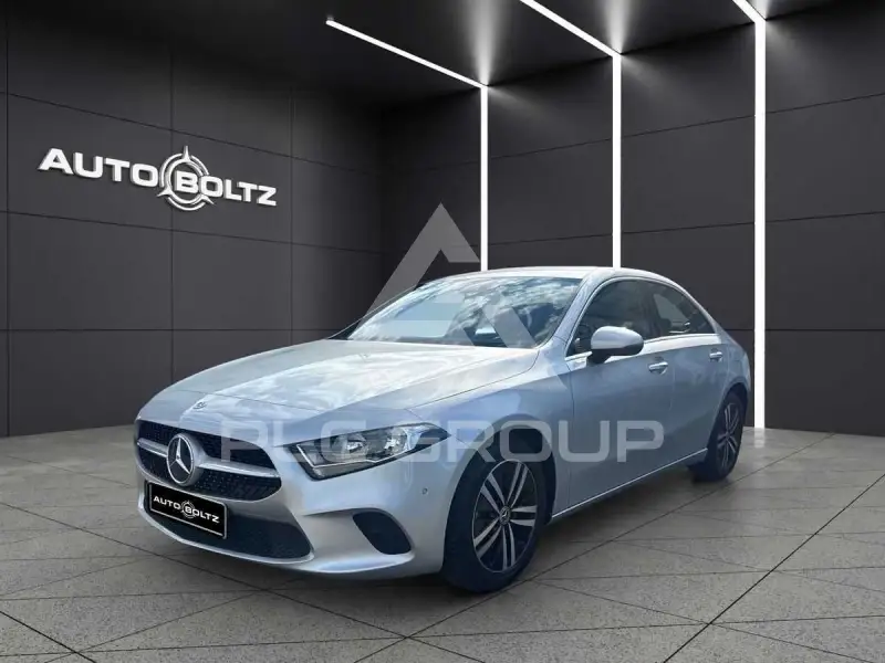 2022 Mercedes Benz A 180