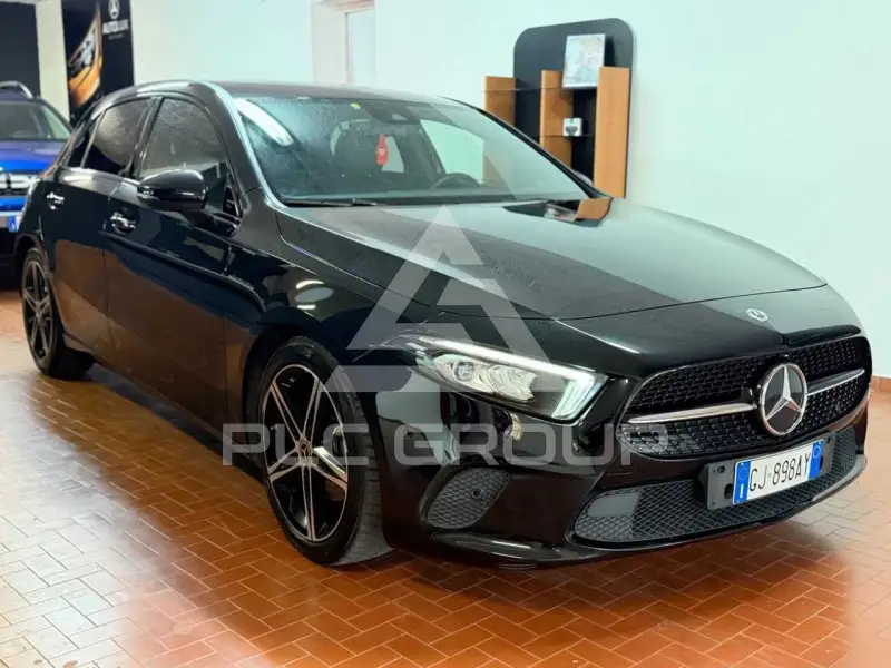 2022 Mercedes Benz A 180