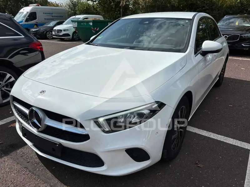 2022 Mercedes Benz A 180