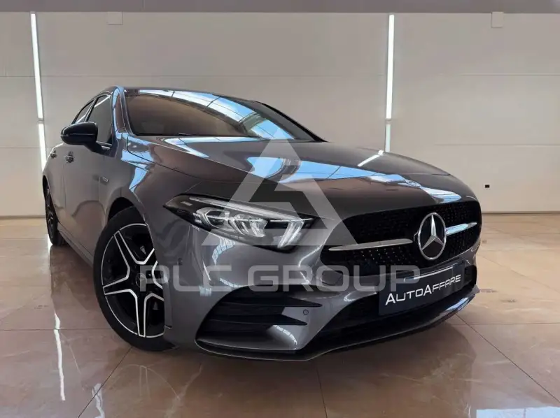 2022 Mercedes Benz A 180