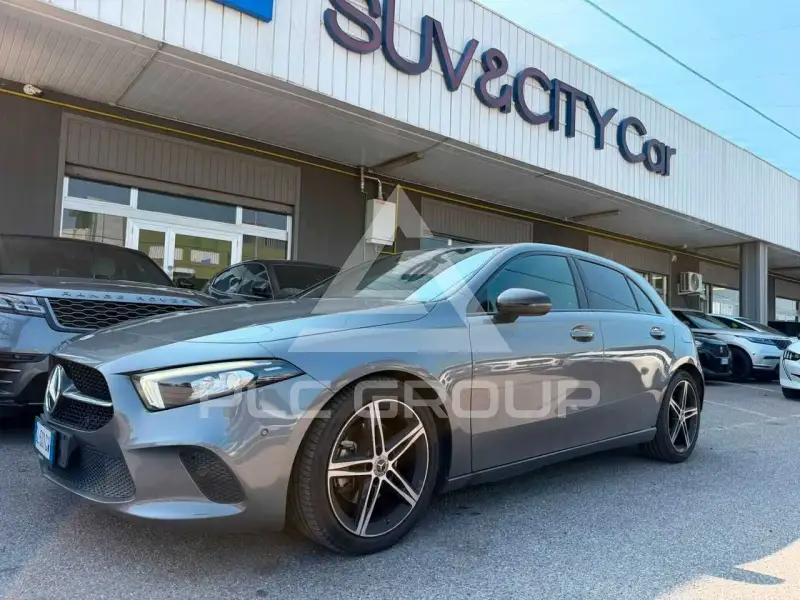 2022 Mercedes Benz A 180