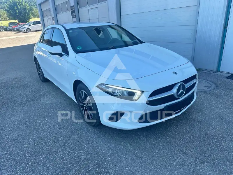 2022 Mercedes Benz A 180