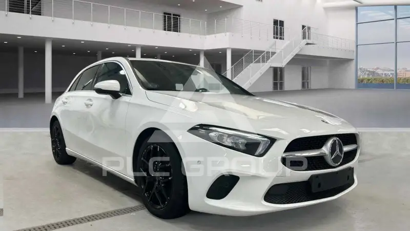 2022 Mercedes Benz A 200