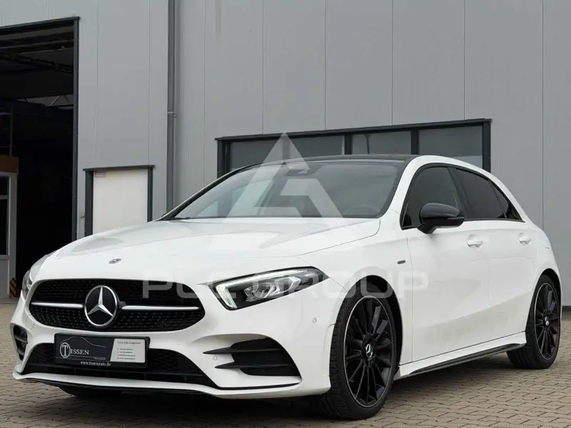 2022 Mercedes Benz A 200