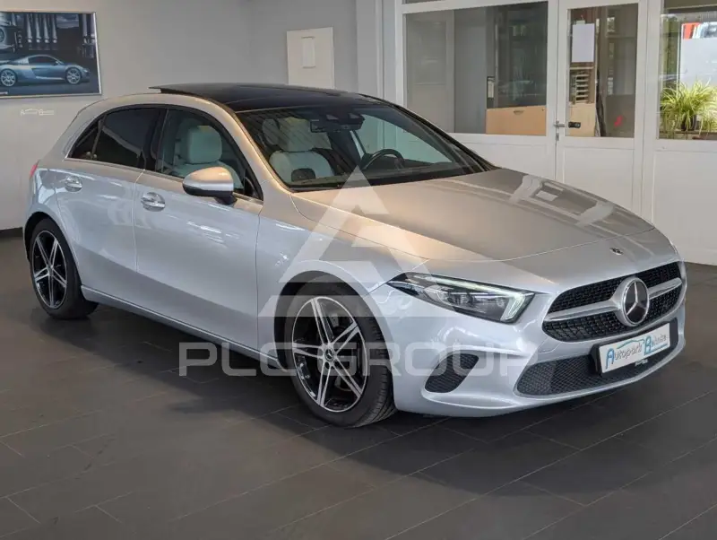 2022 Mercedes Benz A 200