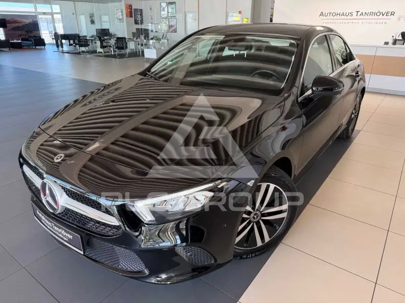 2022 Mercedes Benz A 200