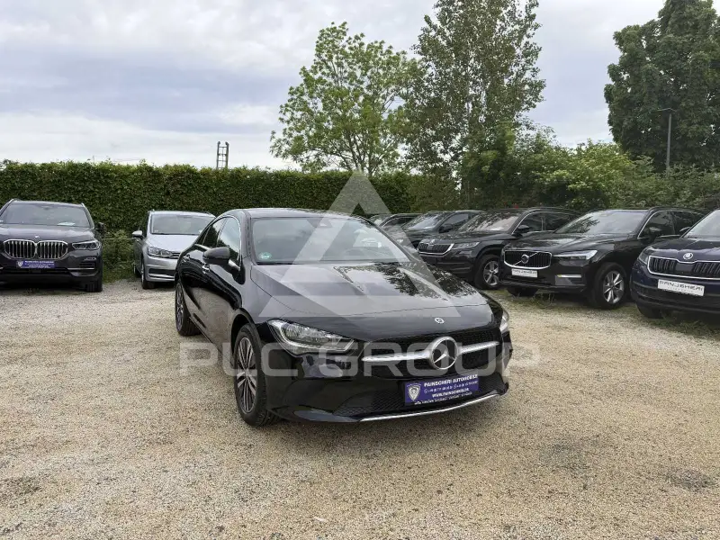 2022 Mercedes Benz CLA 200