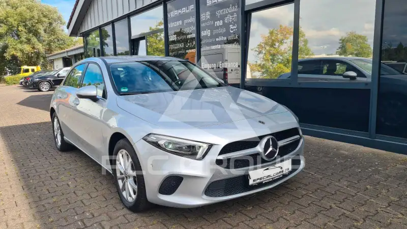 2022 Mercedes Benz A 250