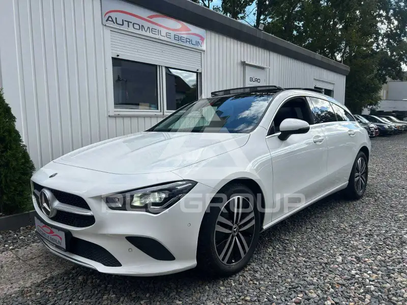 2022 Mercedes Benz CLA 200