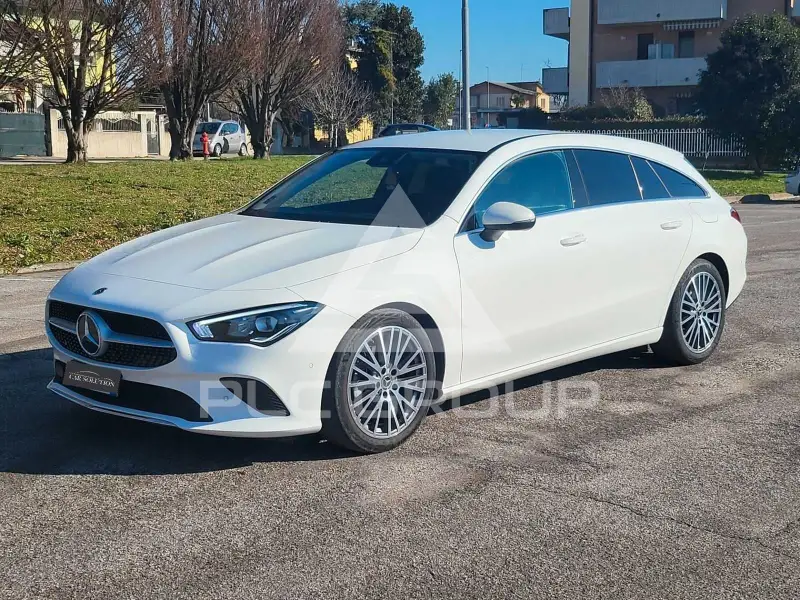 2022 Mercedes Benz CLA 200