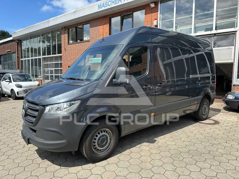 2022 Mercedes Benz Sprinter