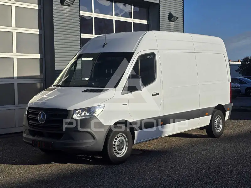 2022 Mercedes Benz Sprinter