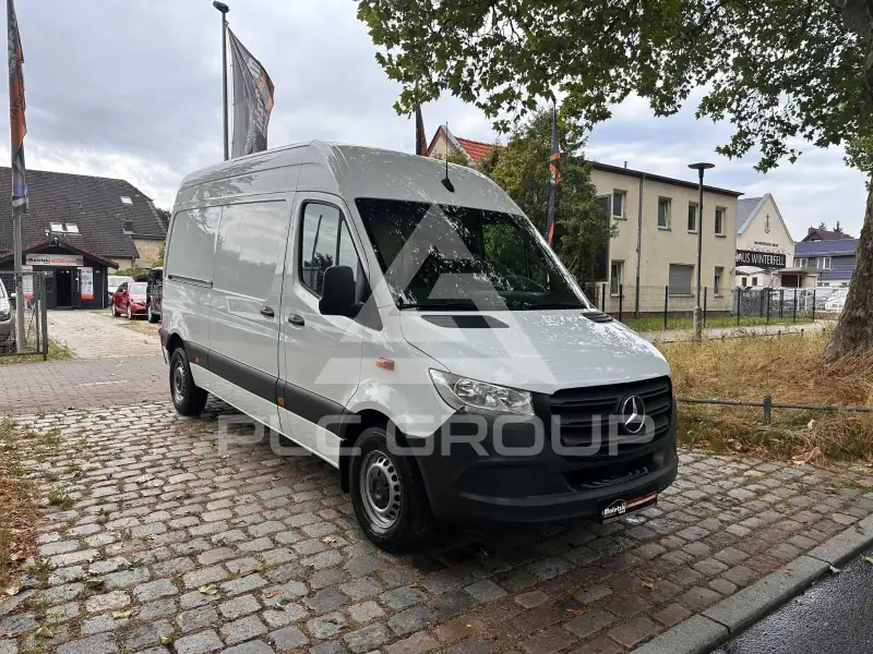 2022 Mercedes Benz Sprinter