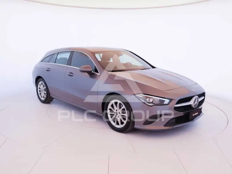 2022 Mercedes Benz CLA 180