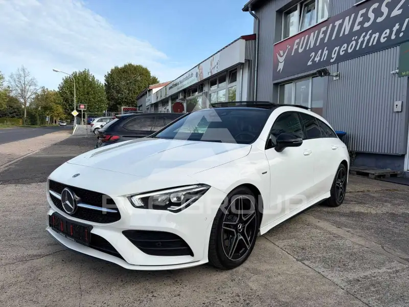 2022 Mercedes Benz CLA 220