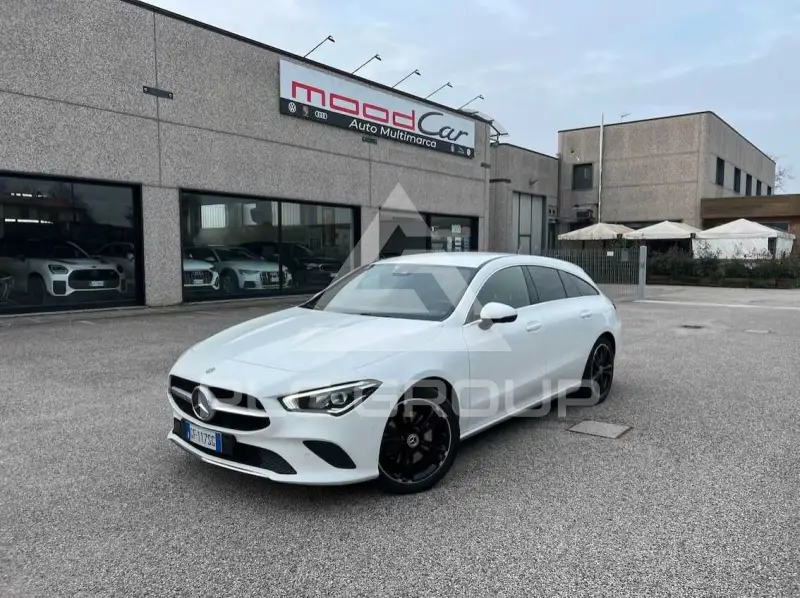 2022 Mercedes Benz CLA 220