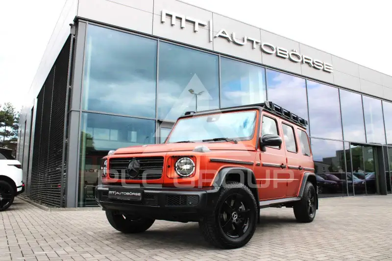 2022 Mercedes Benz G 400