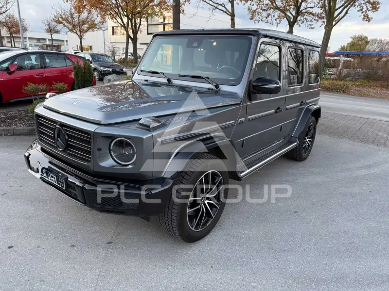 2022 Mercedes Benz G 400