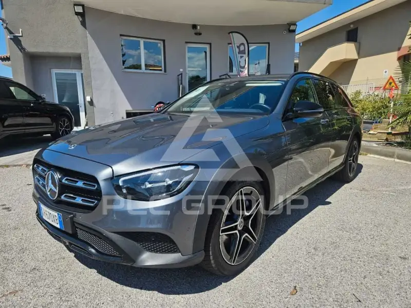2022 Mercedes Benz E 400