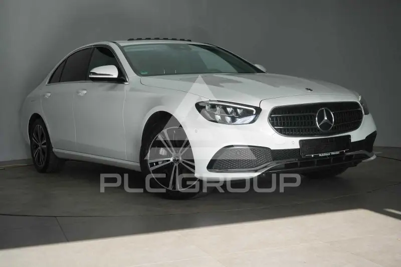 2022 Mercedes Benz E 400