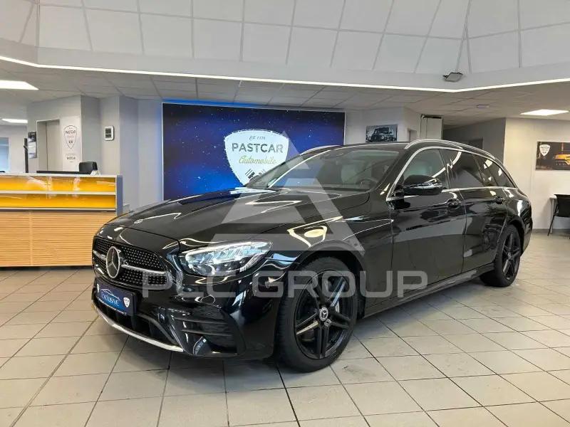 2022 Mercedes Benz E 400