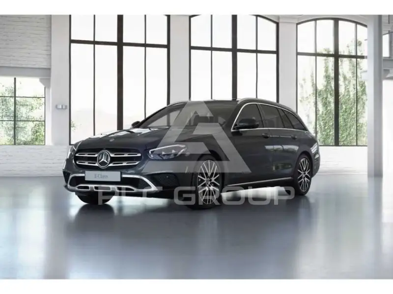 2022 Mercedes Benz E 400
