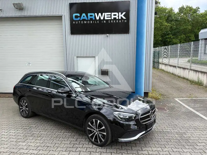 2022 Mercedes Benz E 300