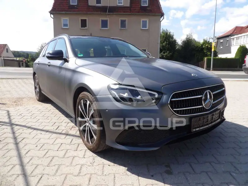 2022 Mercedes Benz E 300