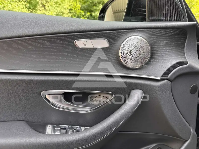 2022 Mercedes Benz E 300