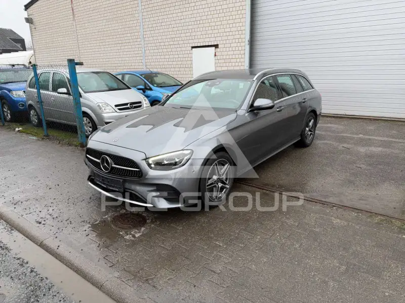 2022 Mercedes Benz E 300