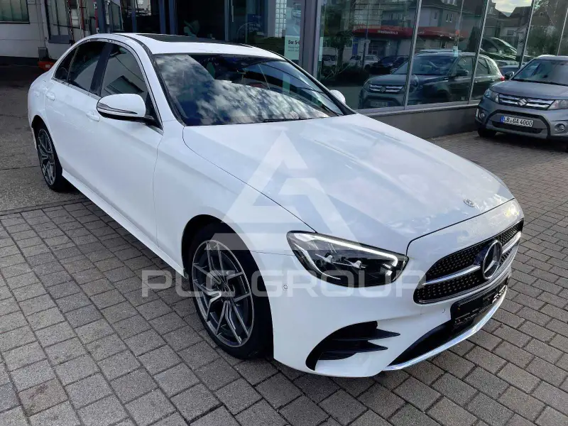 2022 Mercedes Benz E 300