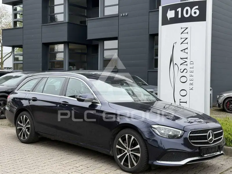 2022 Mercedes Benz E 300