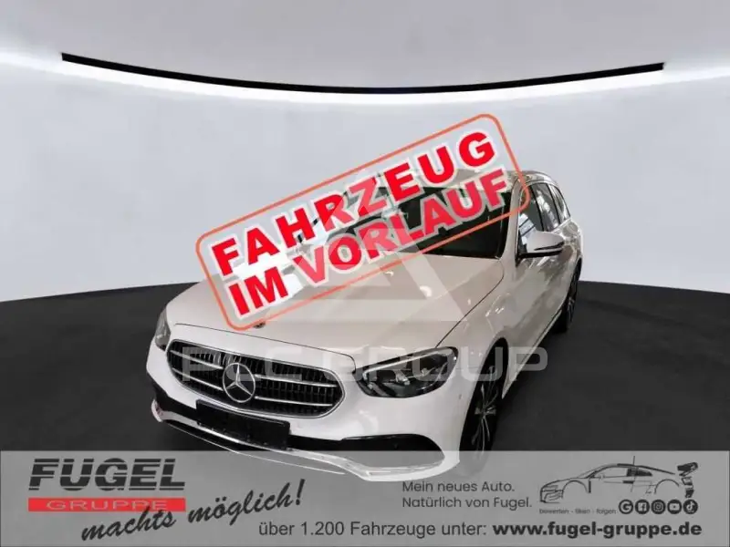 2022 Mercedes Benz E 300
