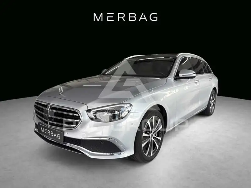 2022 Mercedes Benz E 300