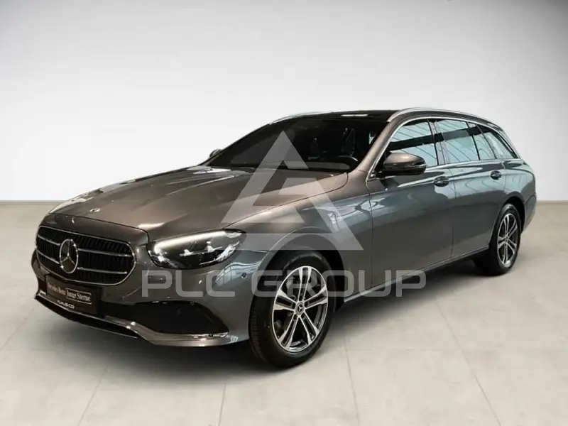 2022 Mercedes Benz E 300